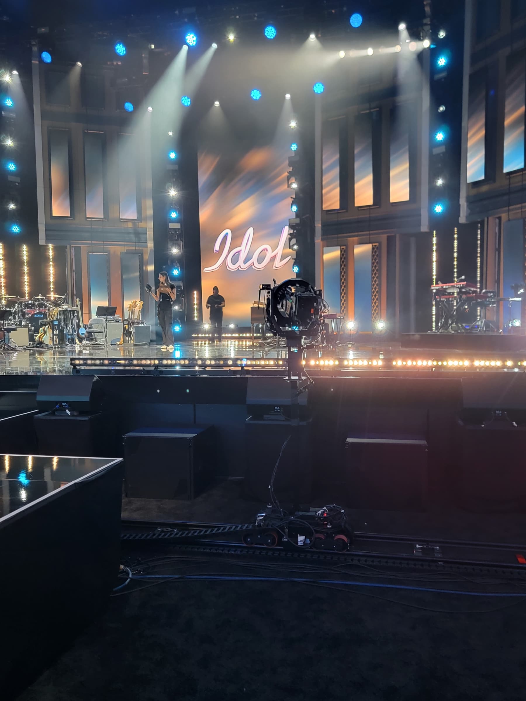 Furio rail camera and ARRI camera system on the American Idol stage