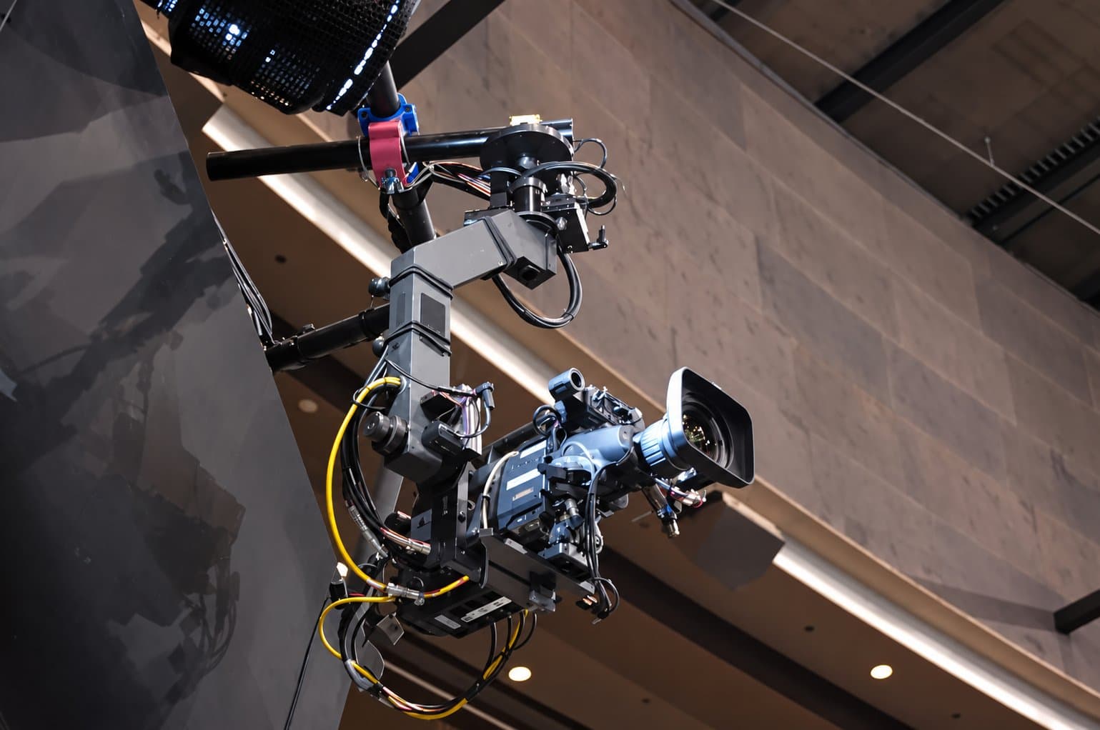 Stanton Triangle remote head hung overhead