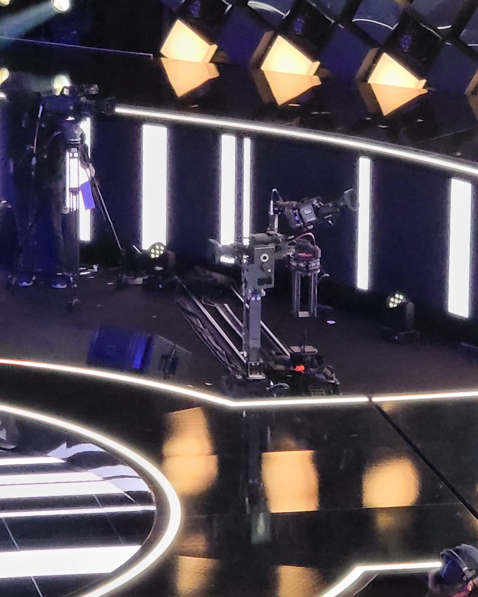 MAT Towercam XS carrying a camera on a lit television set
